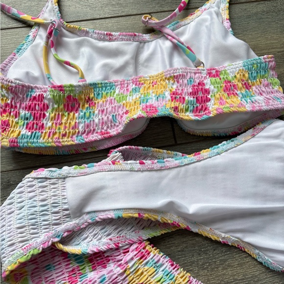 Colorful Flowers bikini - Picture 3 of 4